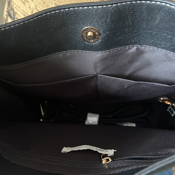 Adorable Black Vegan Leather Shoulder Bag W/Heart Patterned Strap & Black Strap - Picture 7 of 10